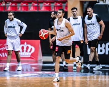 فوز منتخب السلة الأردني على نظيره الفلسطيني