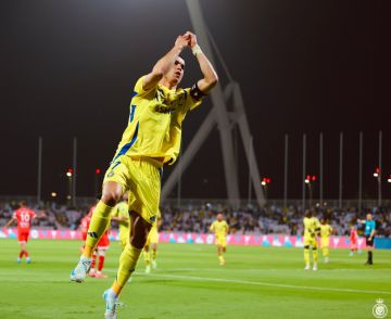 ماذا فعل كريستيانو رونالدو مع جماهير النصر بعد صافرات الاستهجان ضد ماني؟