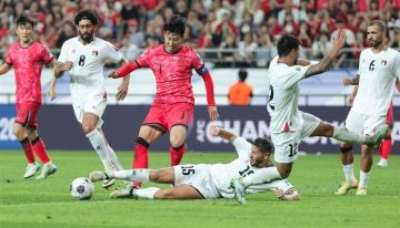 قائد كوريا الجنوبية: علينا التعلم من المنتخب الفلسطيني